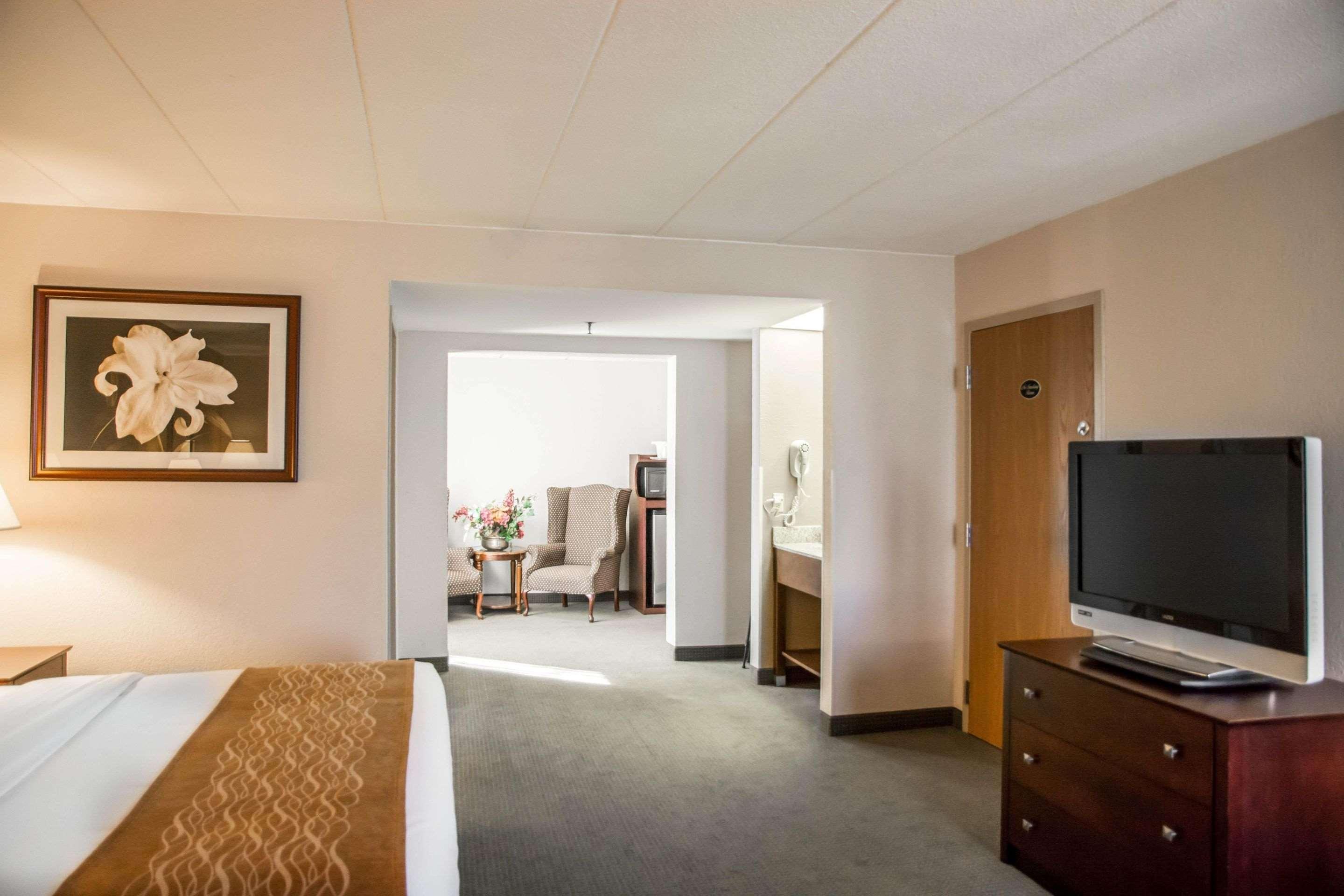 Comfort Inn Northeast Mason Exterior photo